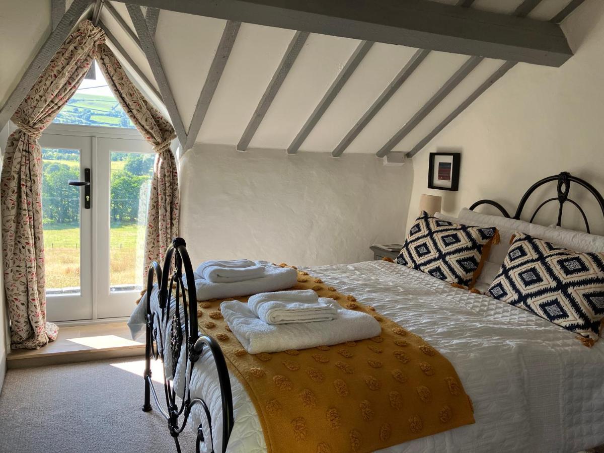 Hares Hideaway At Coed Moelfa Bed and Breakfast Corwen Buitenkant foto